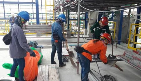 “Cleaning Public Road, Rayong”