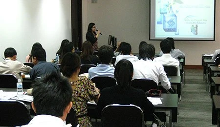 หลักสูตรสร้างความตระหนักในระบบการบริหารจัดการของบริษัทและความปลอดภัยเบื้องต้นในการทำงานสำหรับพนักงานใหม่ 