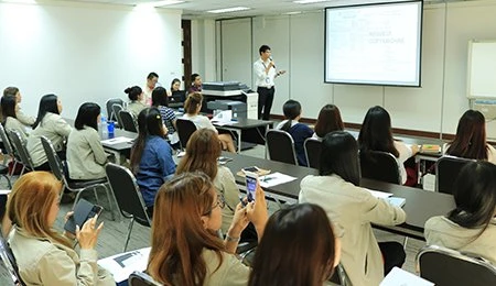จัดอบรม “การใช้งานเครื่องถ่ายเอกสารอย่างถูกต้องและมีประสิทธิภาพ”