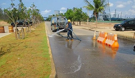 “Cleaning Public Road near D-176 Project, Rayong”