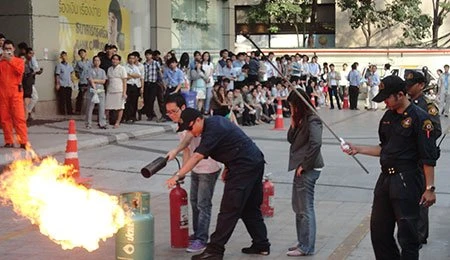 ฝึกซ้อมอพยพหนีไฟ ประจำปี 2554 