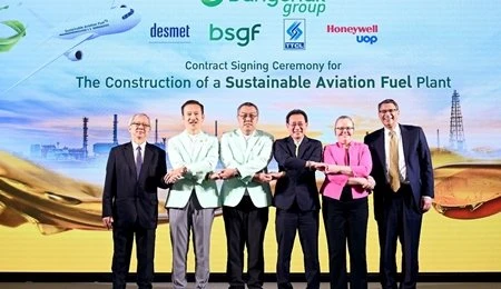 Contract Signing Ceremony for The Construction of a Sustainable Aviation Fuel Pant between BSGF and TTCL